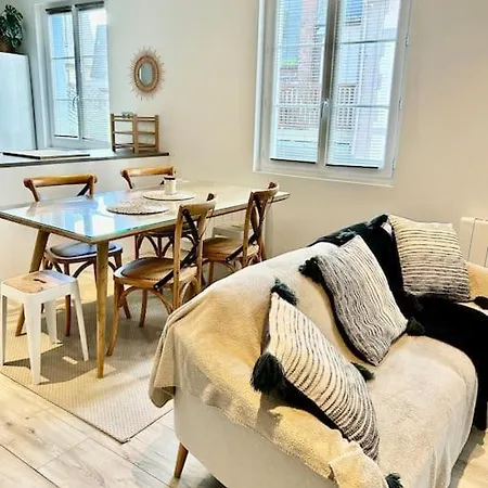 Voyage A La Apartment
