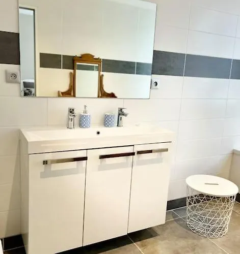 Voyage A La Apartament