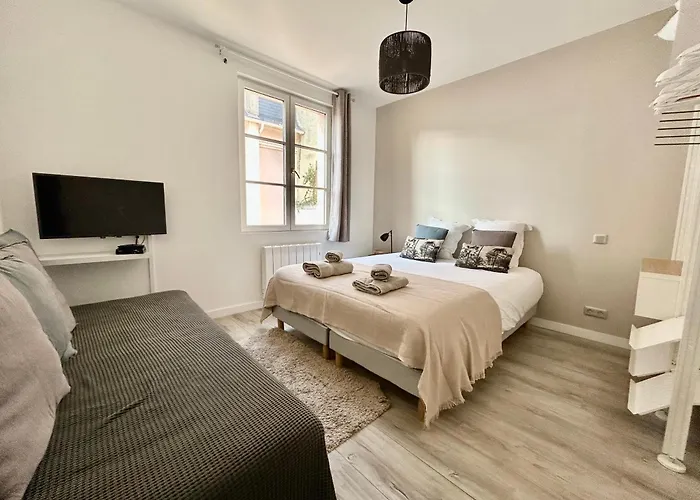 Apartament Voyage A La *