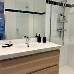 شقة Voyage A La