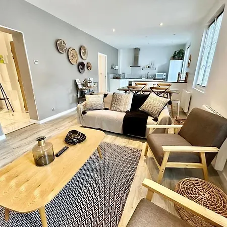 Appartement Voyage A La *